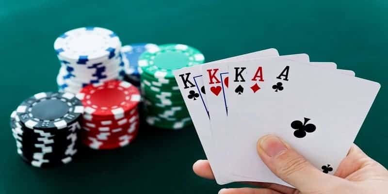 5 mẹo vặt Poker online mà mọi game thủ không thể bỏ qua Hiểu rõ thông tin về Poker online